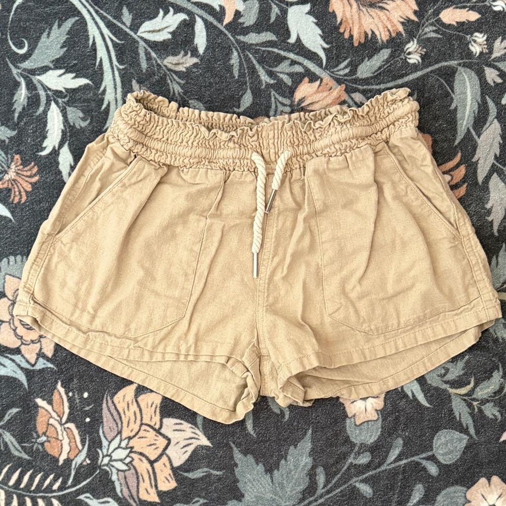 Linen shorts